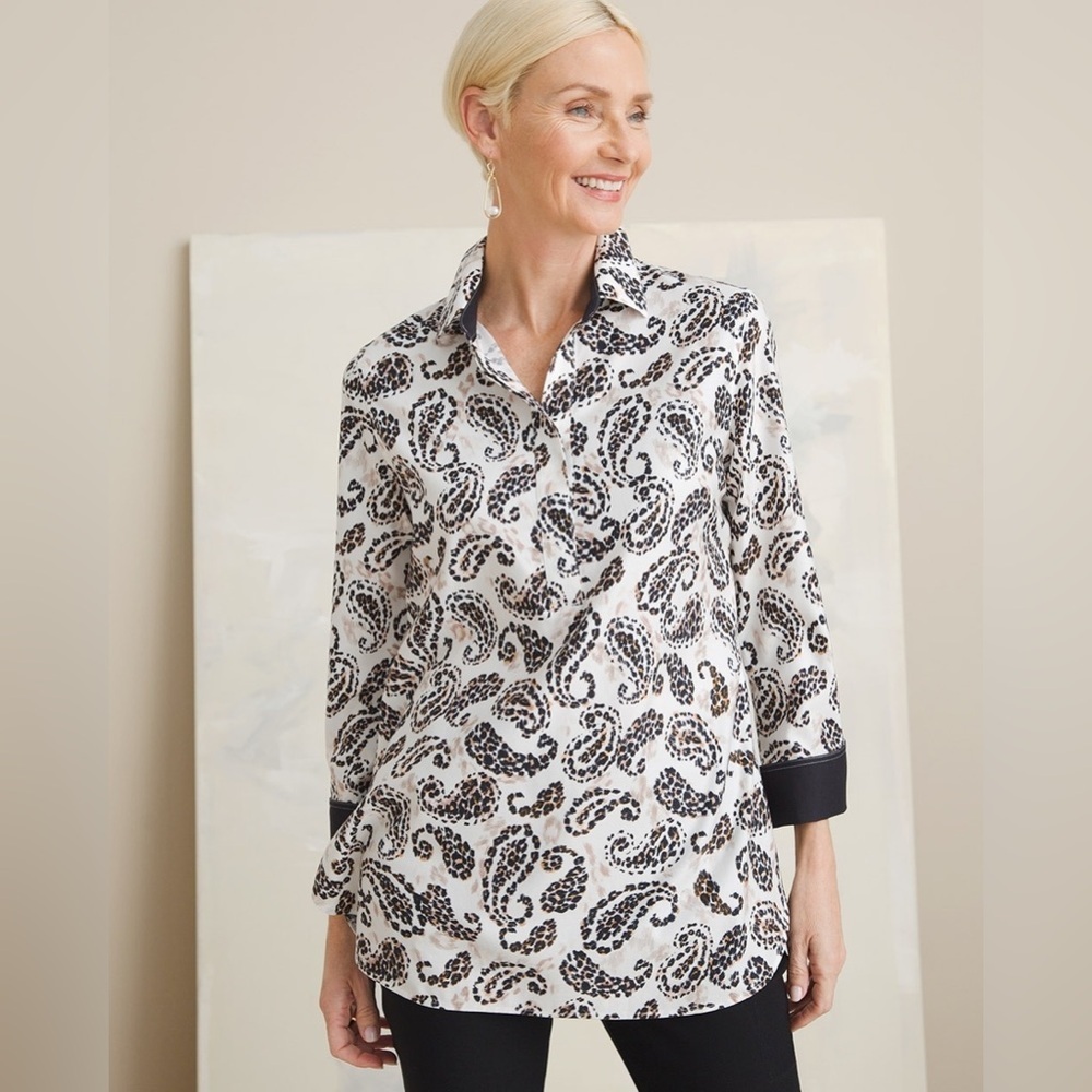 Chico Black and White Stretch Paisley And Cheetah-Print Tunic size 1 = 8